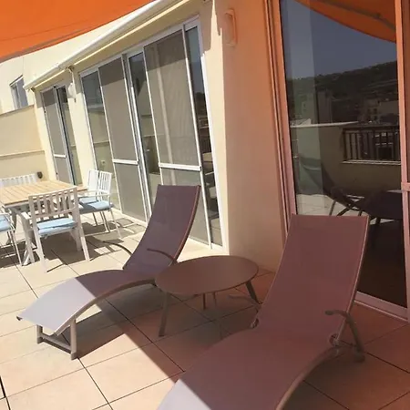 Seabreeze Penthouse 马萨佛恩
